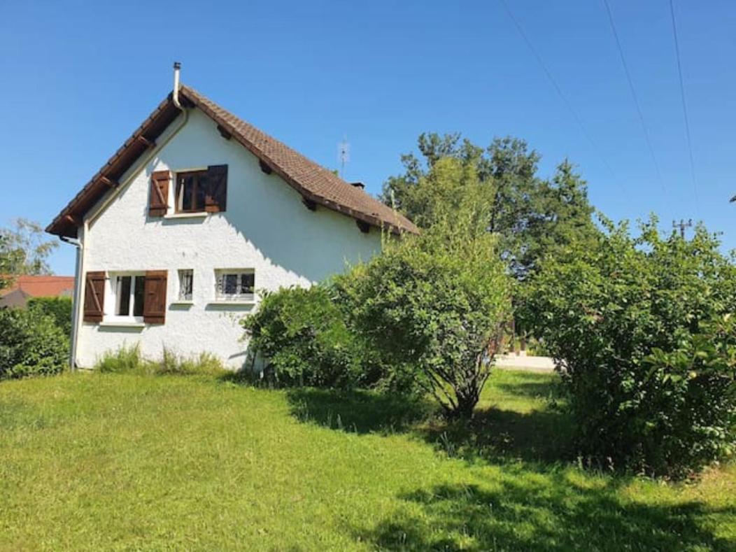 Chambre et salle de bain privative dans maison à la campagne Serley Esterno foto